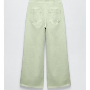 Cropped wide leg buttoned jeans